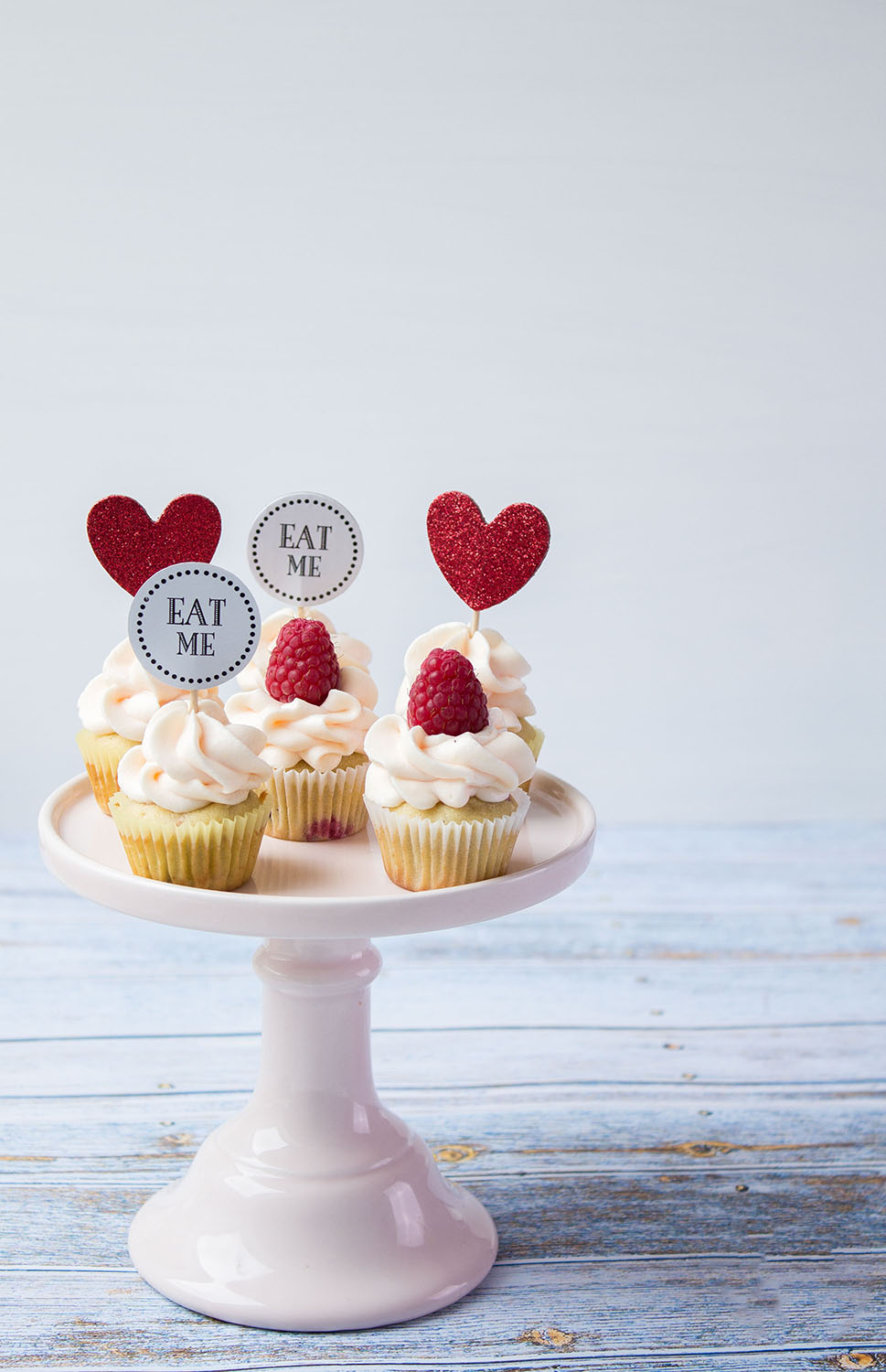 Himbeer Vanille Cupcakes • Wundertörtchen himbeer-vanille cupcakes