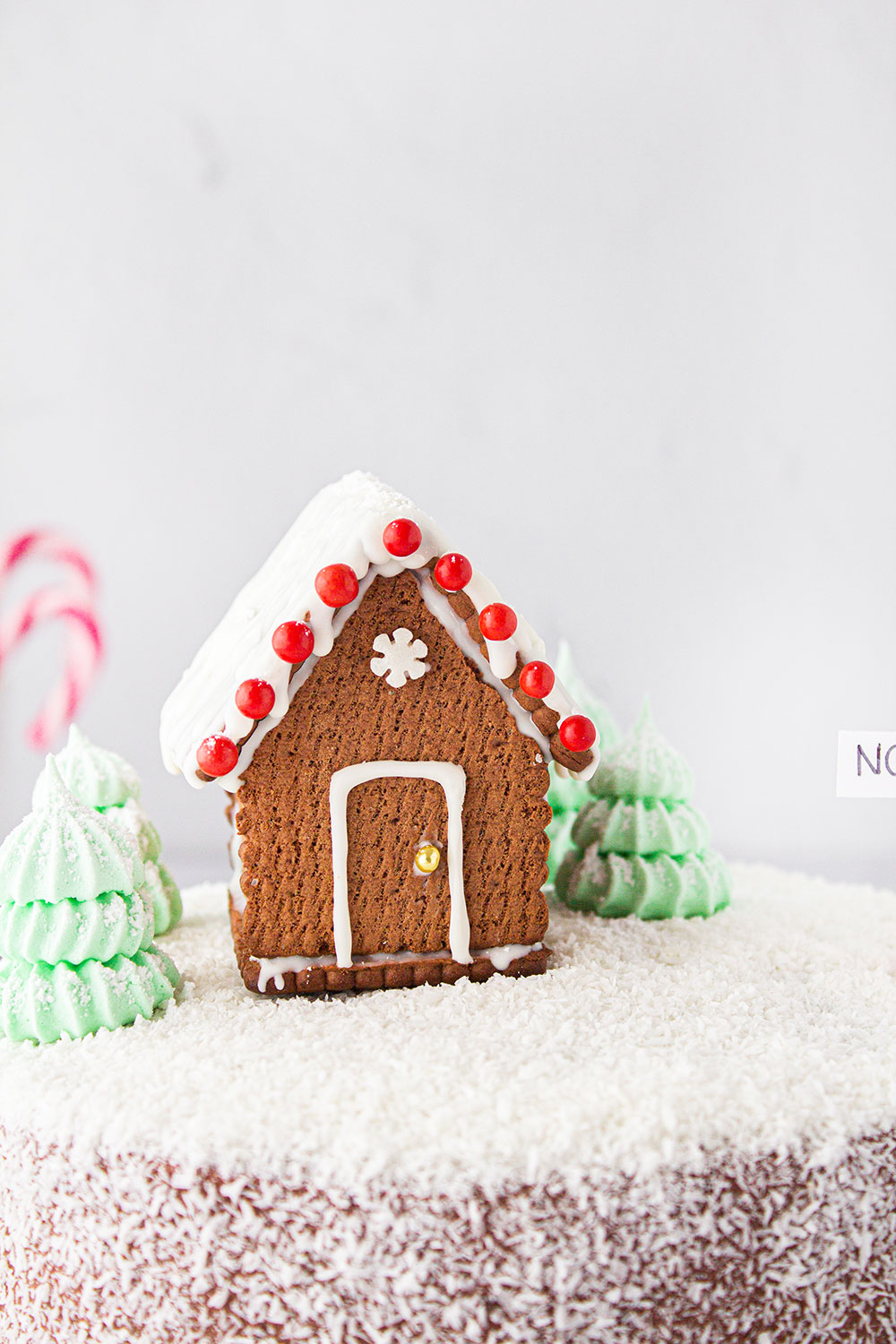 Naked Cake Winter Wonderland